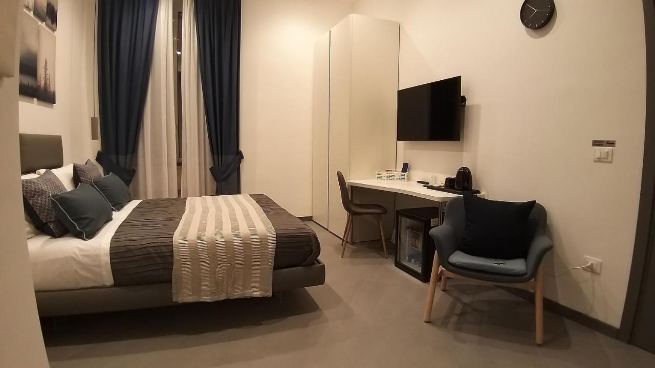 Tito'S Rooms Napels Buitenkant foto